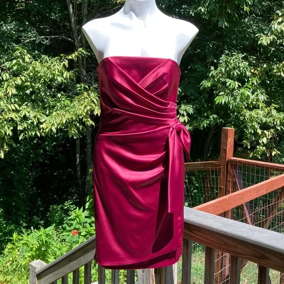 white christmas dresses 2000s Badgley Mischka Raspberry Pink Silk & Lycra Chiffon Draped 80s Style One Shoulder Cocktail Dress